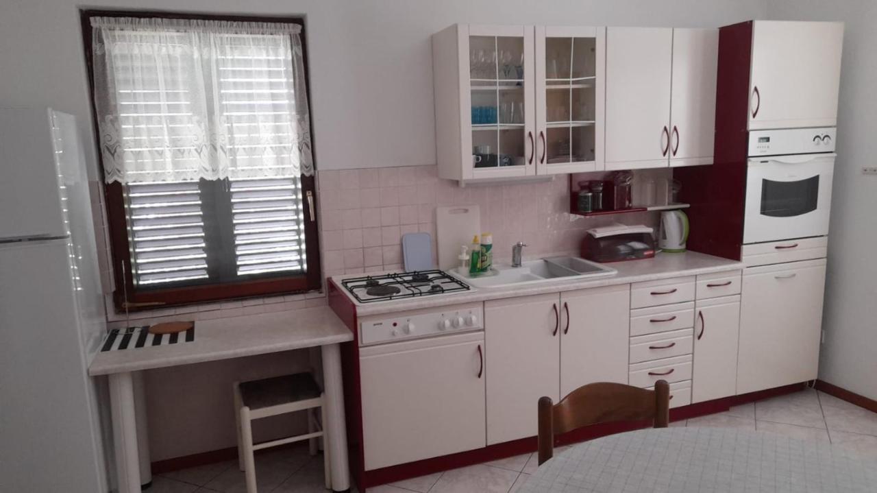 Apartments Marta Rogoznica  Buitenkant foto